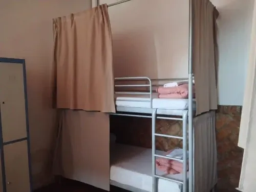 habitacion_femenina_de_8_camas_7_resultado