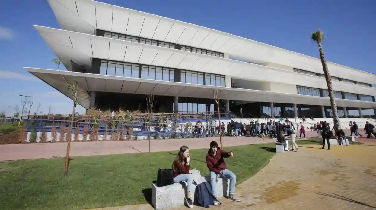 Universidad Loyola Sevilla